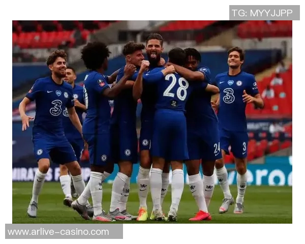 狼队与切尔西首发阵容揭晓双方球员状态分析与比赛前瞻